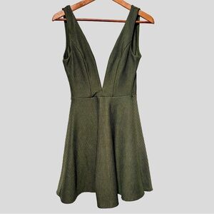 90s vintage SEDUCTIONS | Dark Olive Ribbed Wired V Mini Dress | XS | Night Out